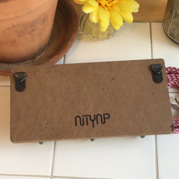 ‘NITYNP’ Cute Keys/Leash Wall Mount (#3) - Picture 5 of 6